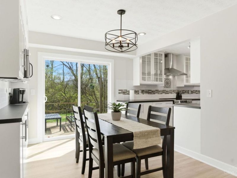 10280 Dewhill Lane, Cincinnati, OH 45251 Photo 9