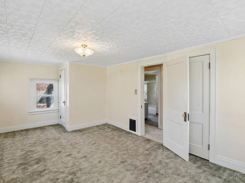 19 Parkway Avenue, Cincinnati, OH 45216 Photo 11