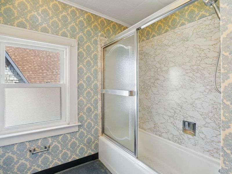 19 Parkway Avenue, Cincinnati, OH 45216 Photo 13