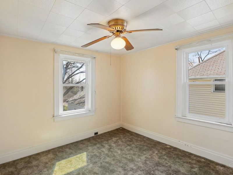 19 Parkway Avenue, Cincinnati, OH 45216 Photo 15