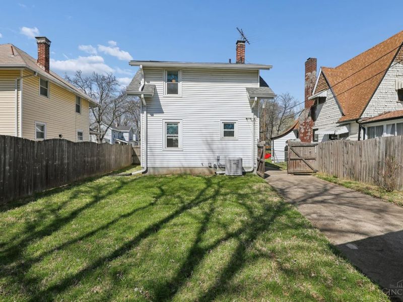 19 Parkway Avenue, Cincinnati, OH 45216 Photo 22