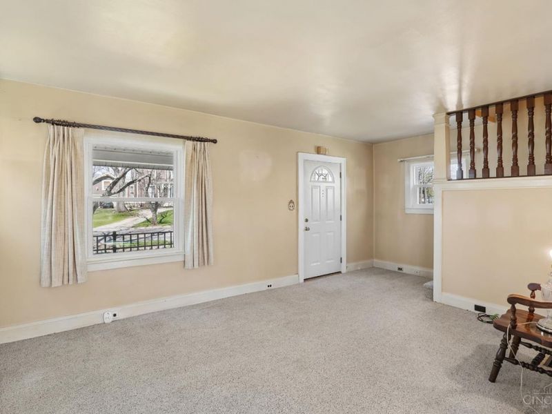 19 Parkway Avenue, Cincinnati, OH 45216 Photo 3