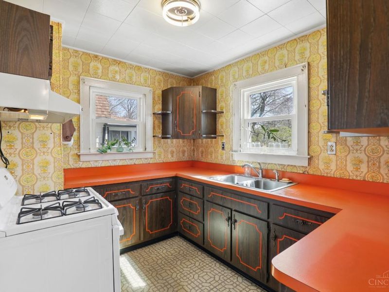 19 Parkway Avenue, Cincinnati, OH 45216 Photo 6