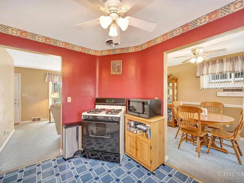 3252 Floridale Lane, Cincinnati, OH 45239 Photo 16