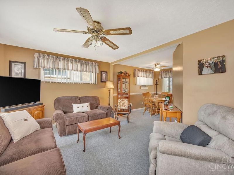 3252 Floridale Lane, Cincinnati, OH 45239 Photo 4