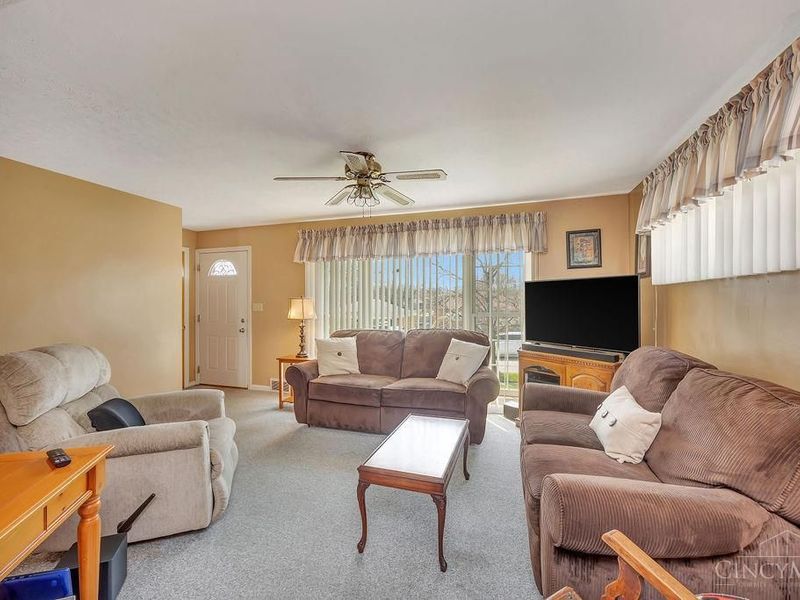 3252 Floridale Lane, Cincinnati, OH 45239 Photo 5