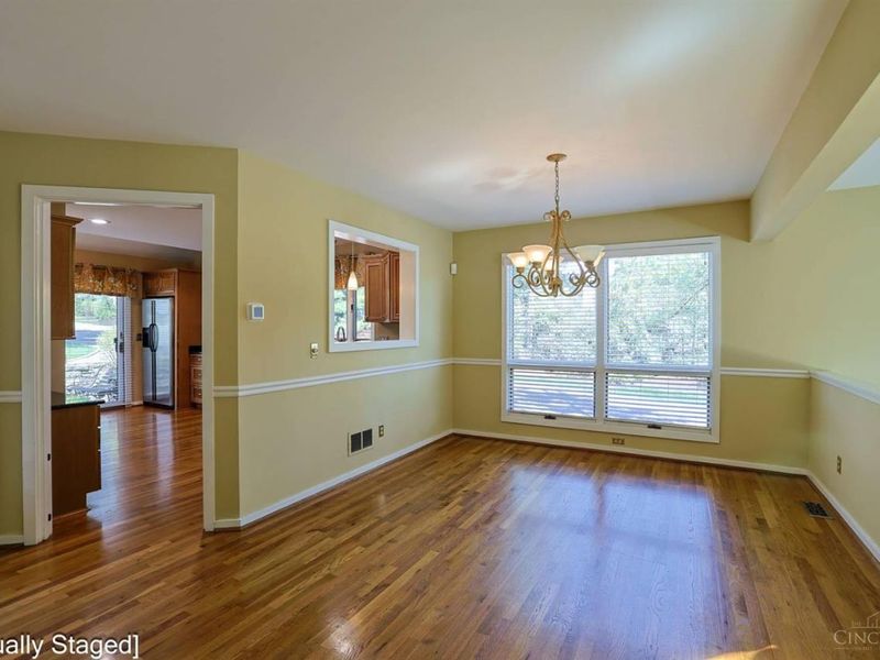 7 Falling Brook Lane, Blue Ash, OH 45241 Photo 10