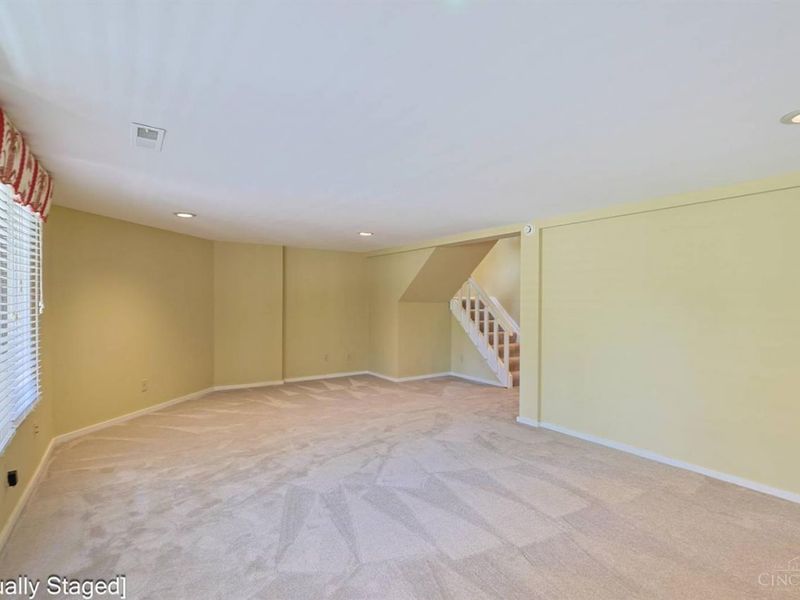 7 Falling Brook Lane, Blue Ash, OH 45241 Photo 24