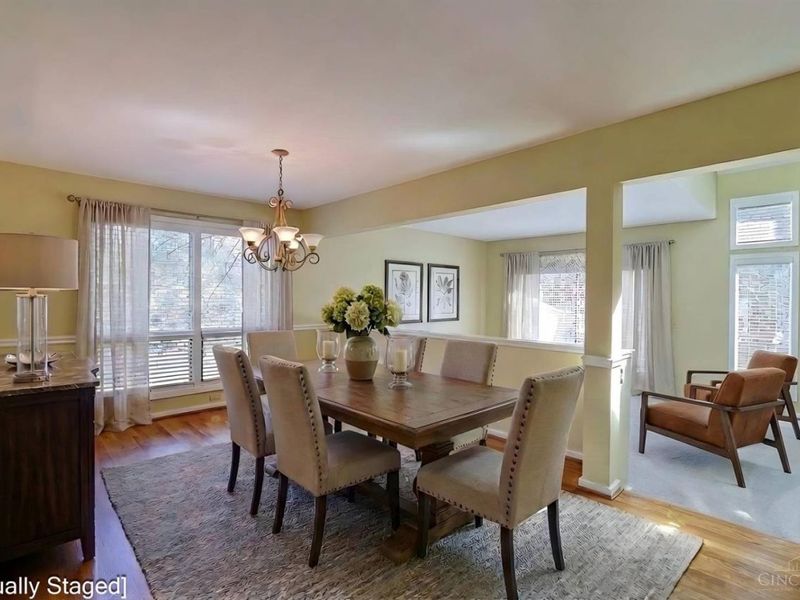 7 Falling Brook Lane, Blue Ash, OH 45241 Photo 9