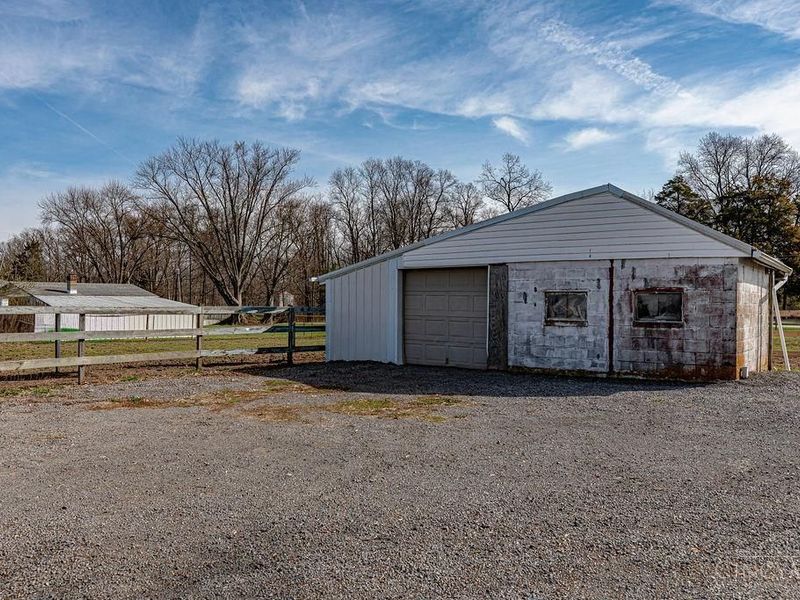 8631 Preble County Line Road, Gratis Twp, OH 45327 Photo 14