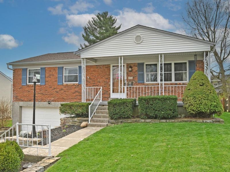 5467 Starcrest Drive, Delhi Twp, OH 45238 Photo 3