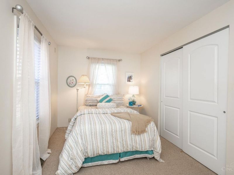 4824 Fairview Avenue, Cincinnati, OH 45242 Photo 35