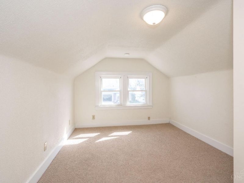 4824 Fairview Avenue, Cincinnati, OH 45242 Photo 48