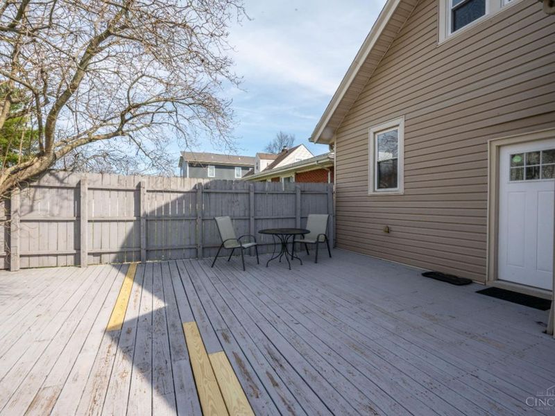 4824 Fairview Avenue, Cincinnati, OH 45242 Photo 8