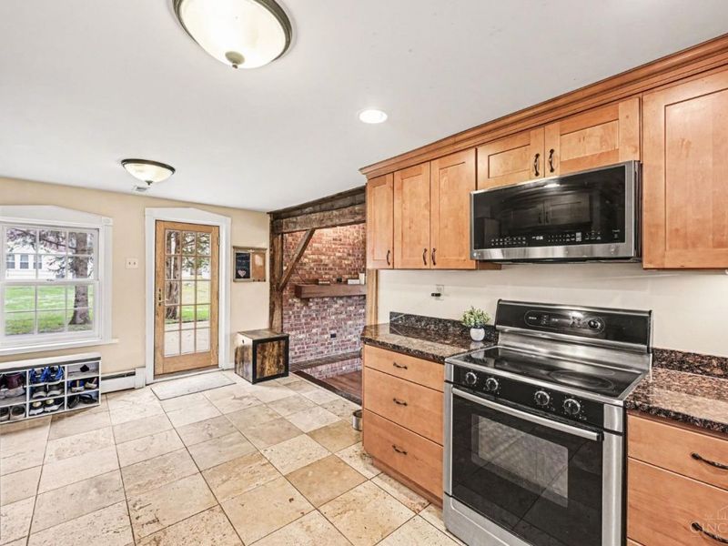 660 S Main Street, Springboro, OH 45066 Photo 3