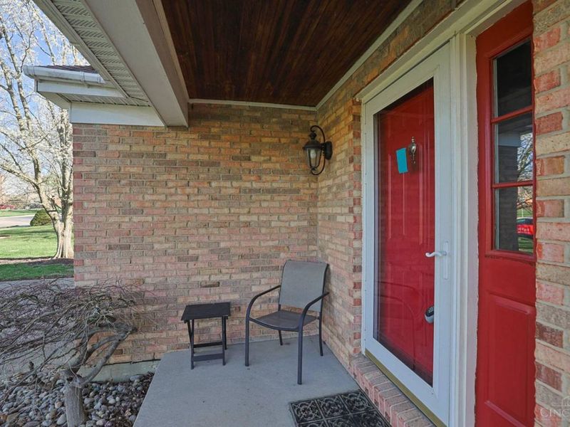 9450 Lark Meadow Court, Deerfield Twp., OH 45040 Photo 3