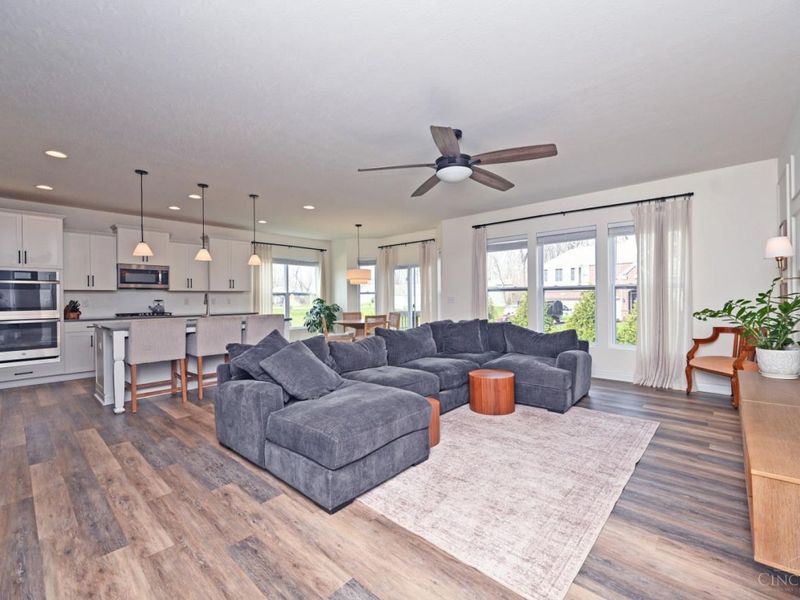 1296 Autumn Run Drive, Hamilton Twp, OH 45039 Photo 15