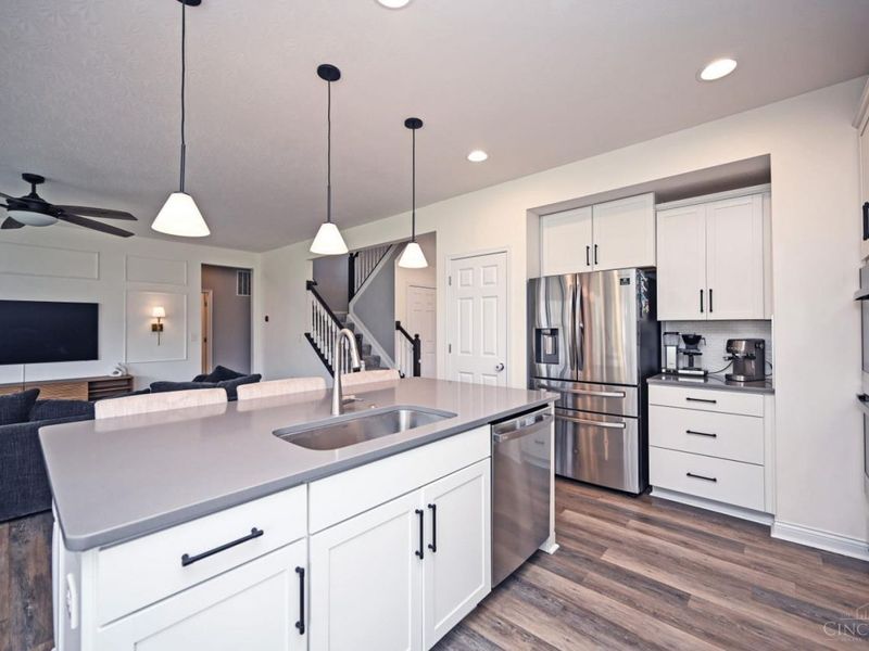 1296 Autumn Run Drive, Hamilton Twp, OH 45039 Photo 24