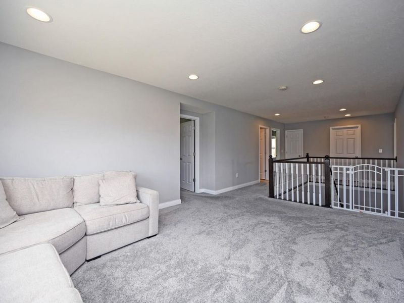 1296 Autumn Run Drive, Hamilton Twp, OH 45039 Photo 35