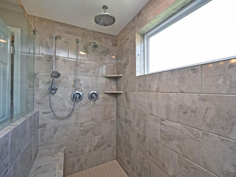 1296 Autumn Run Drive, Hamilton Twp, OH 45039 Photo 41