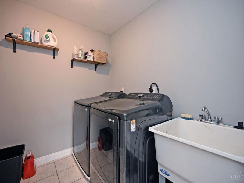 1296 Autumn Run Drive, Hamilton Twp, OH 45039 Photo 53