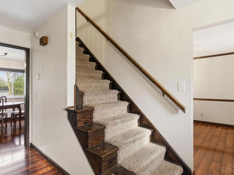 5667 crooked tree Lane, Miami Twp, OH 45150 Photo 13