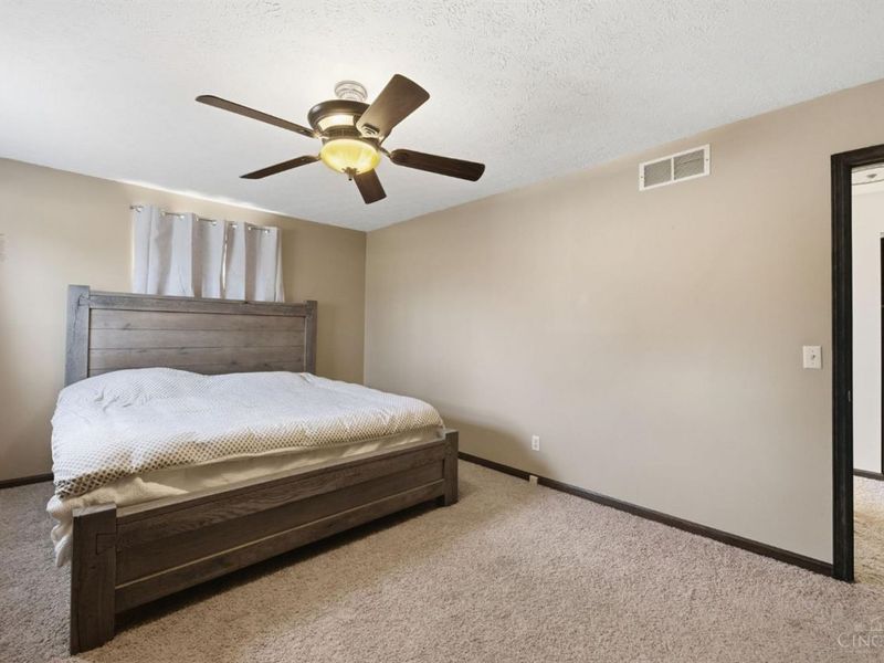 5667 crooked tree Lane, Miami Twp, OH 45150 Photo 35