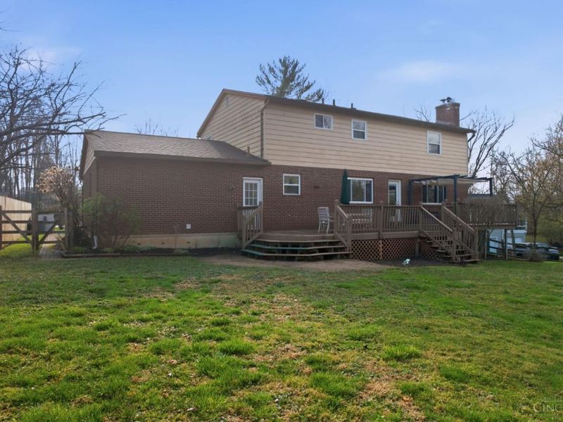 5667 crooked tree Lane, Miami Twp, OH 45150 Photo 4