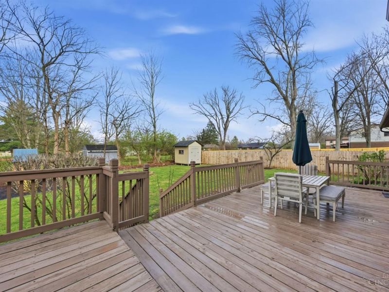 5667 crooked tree Lane, Miami Twp, OH 45150 Photo 8