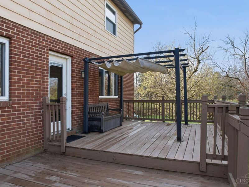 5667 crooked tree Lane, Miami Twp, OH 45150 Photo 9