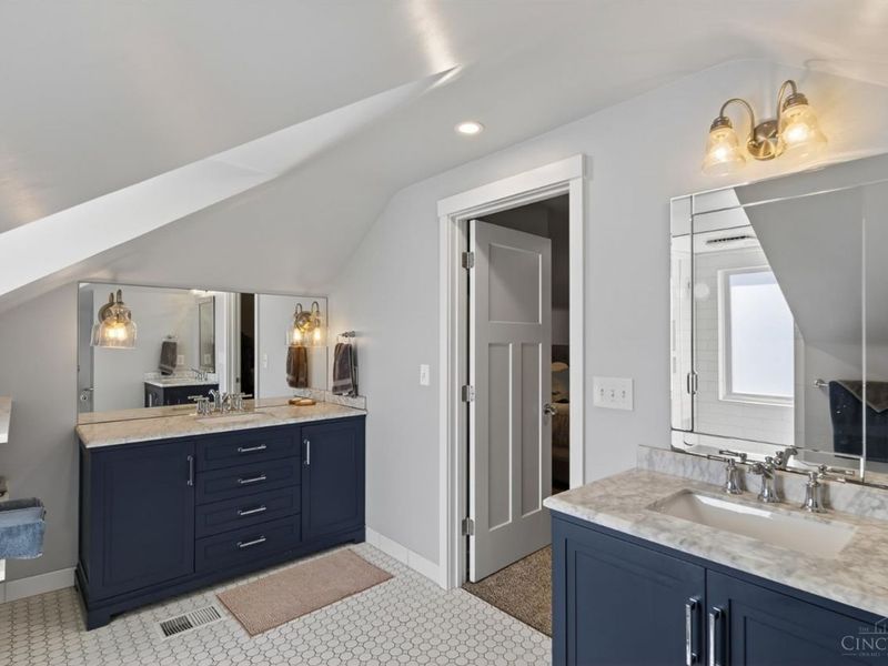 3570 Monteith Avenue, Cincinnati, OH 45208 Photo 46