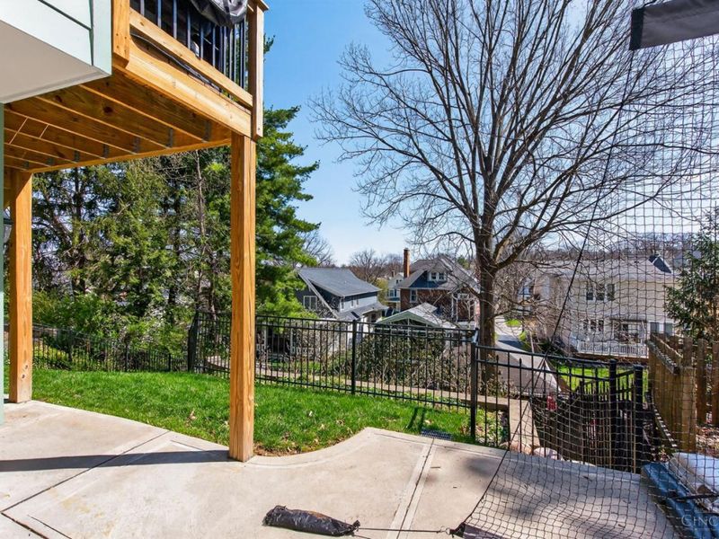 3570 Monteith Avenue, Cincinnati, OH 45208 Photo 57