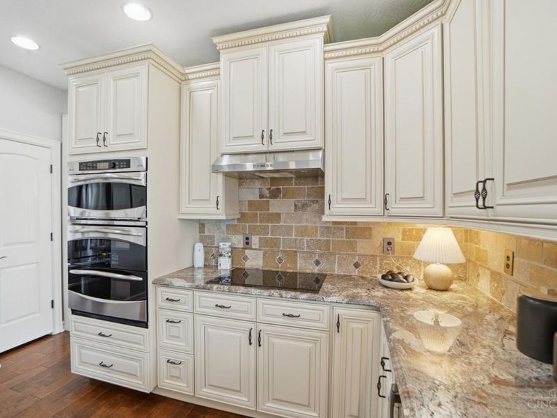 5290 Poets Way, Liberty Township, OH 45011 Photo 16