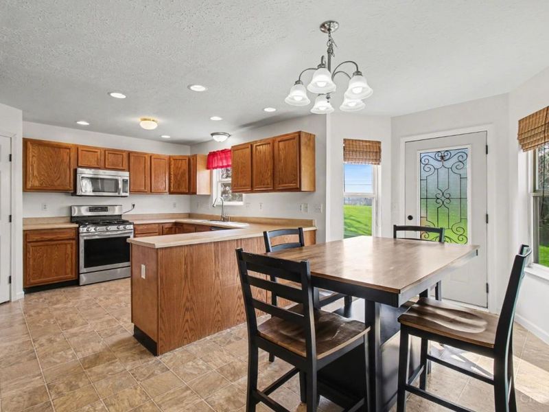 6054 bluffs, Liberty Township, OH 45044 Photo 11