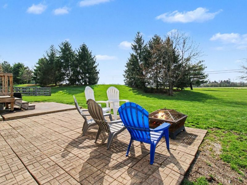 6054 bluffs, Liberty Township, OH 45044 Photo 28