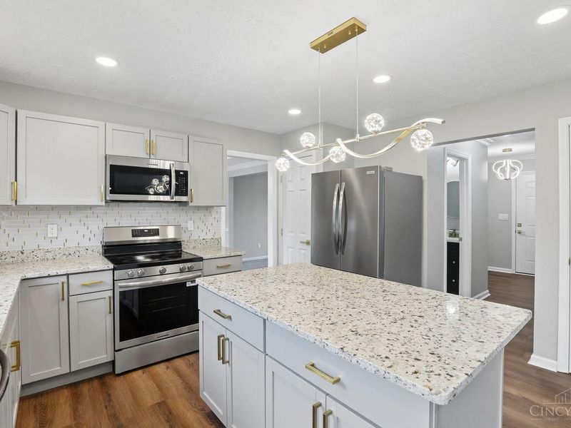 320 Bridle Pass Way, Monroe, OH 45050 Photo 6