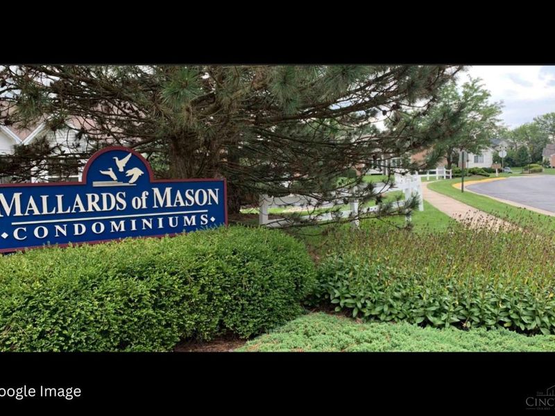 7511 Somerset Road, Mason, OH 45040 Photo 2