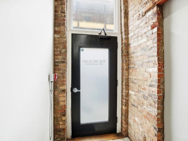 1202 Main Street, Unit 16, Cincinnati, OH 45202 Photo 38