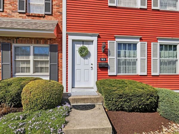 93 Applewood Drive, Fairfield, OH 45014