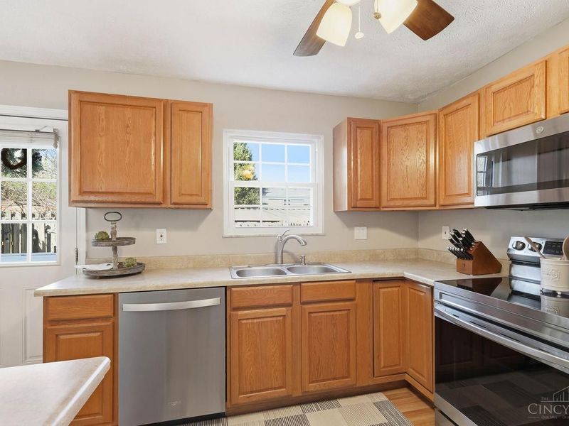 93 Applewood Drive, Fairfield, OH 45014 Photo 9