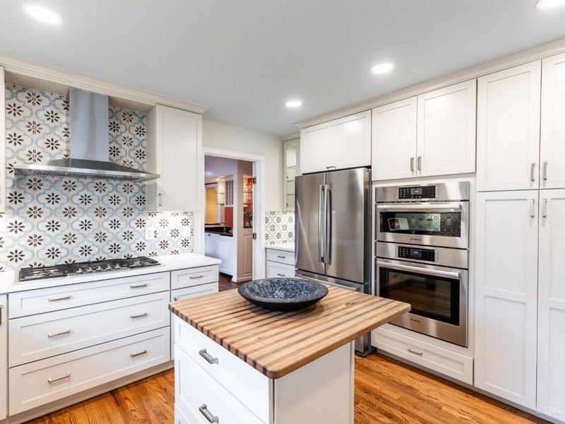 3675 Traskwood Circle, Cincinnati, OH 45208 Photo 12