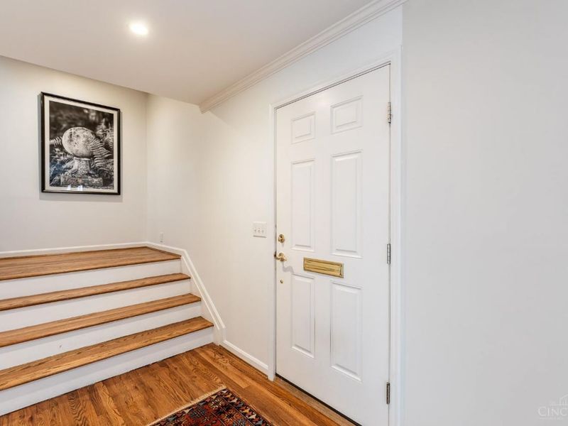 3675 Traskwood Circle, Cincinnati, OH 45208 Photo 4