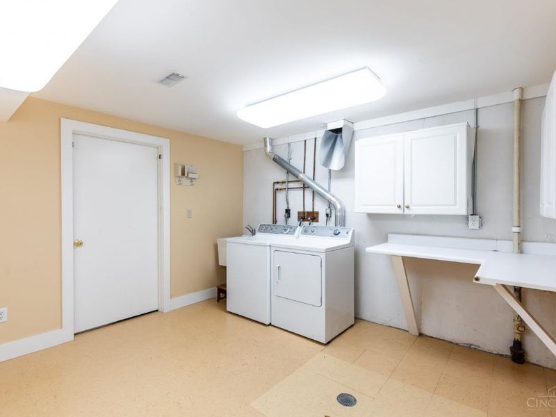 3675 Traskwood Circle, Cincinnati, OH 45208 Photo 40