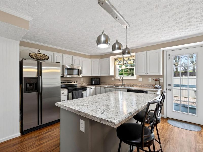 10935 Barrington Court, Unit 232, Sycamore Township, OH 45242 Photo 17