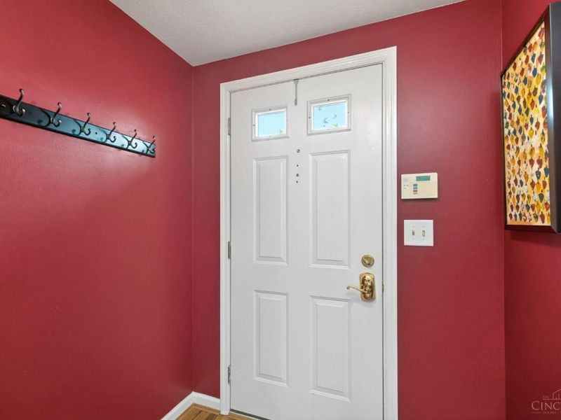 10935 Barrington Court, Unit 232, Sycamore Township, OH 45242 Photo 6