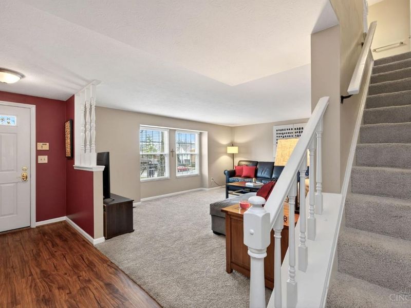 10935 Barrington Court, Unit 232, Sycamore Township, OH 45242 Photo 7