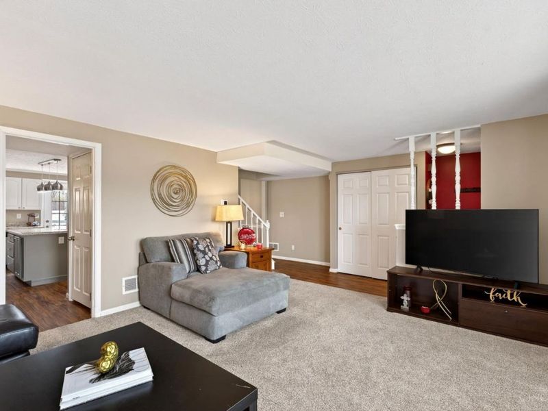 10935 Barrington Court, Unit 232, Sycamore Township, OH 45242 Photo 9