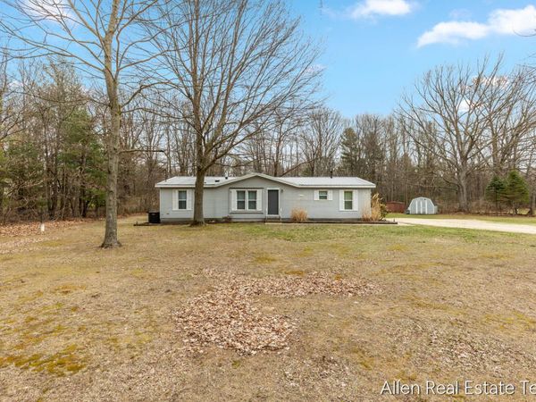 11908 128th Avenue, Grand Haven, MI 49417