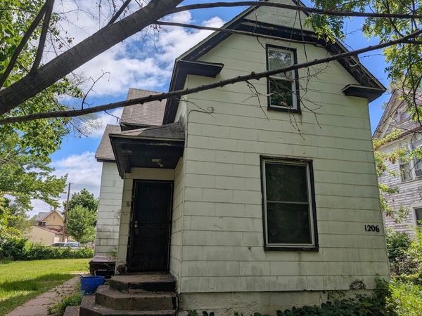 1206 S 5th Street, Rockford, IL 61104