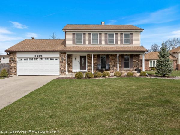 3432 Drover Lane, Darien, IL 60561